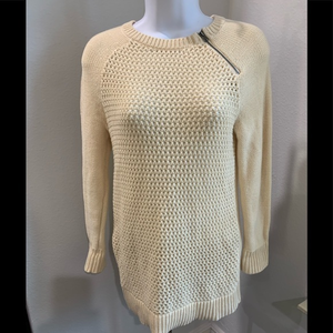 Ann Taylor Knit Sweater Size Small‎